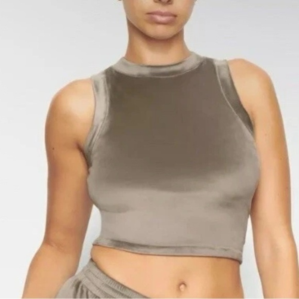 Women’s NWT Skims Velour Tank Top In Smoke Gray M Loungewear Comfy Cropped